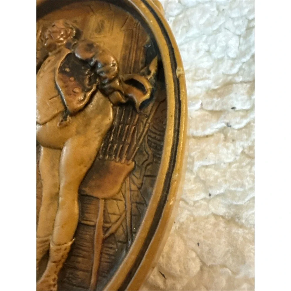 Vintage Antique 3d Painted Wall Plaque 5x3.5